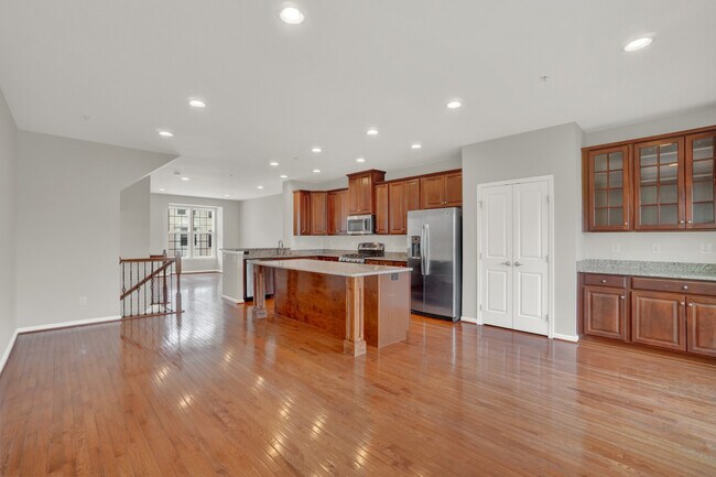 Foto del edificio - 1269 Elderslie Ln