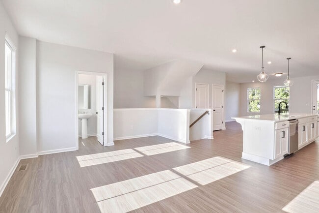 Building Photo - 1471 Creekside Cir NW