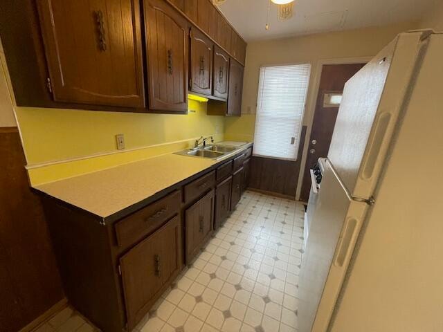 Foto del edificio - 2039 Ewald Cir