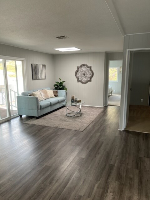 Building Photo - 1195 La Moree Rd