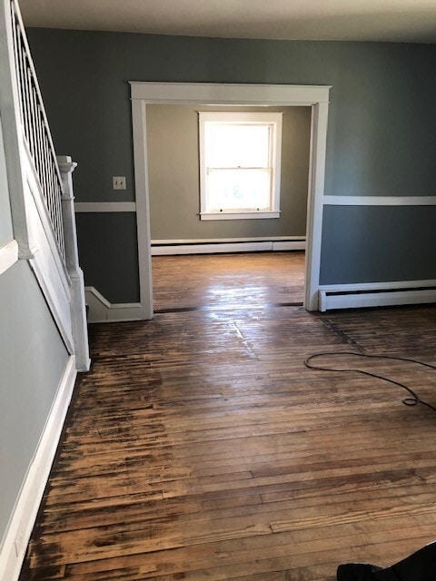 Building Photo - 1359 W Main St