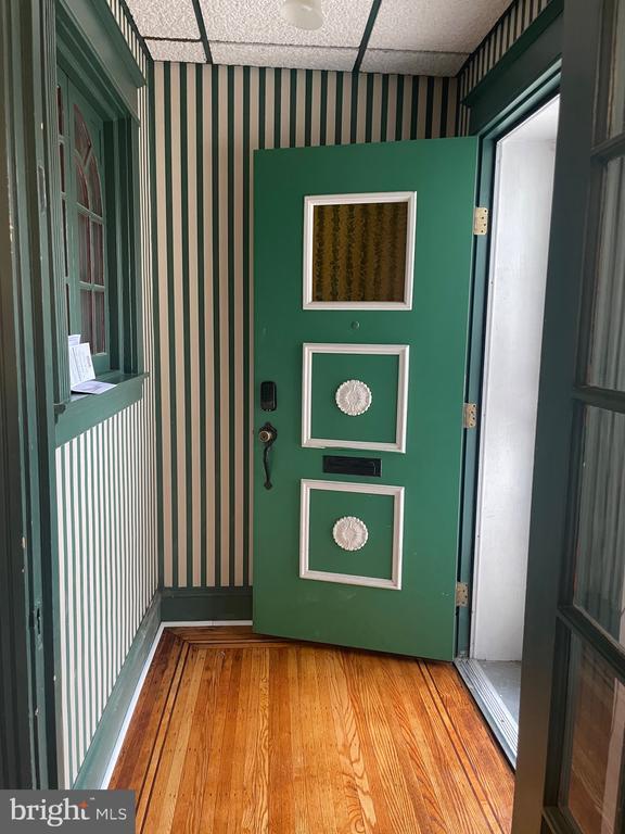 Foto del edificio - 5740 Wyndale Ave