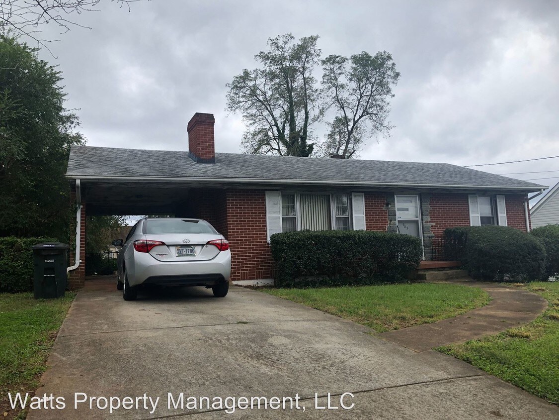 Primary Photo - 2 br, 1 bath House - 905 Johnson Rd
