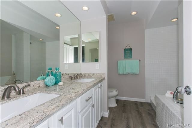 Building Photo - 1291D Moanalualani Way