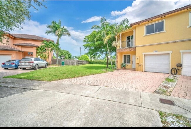 Building Photo - 22917 SW 112th Ct