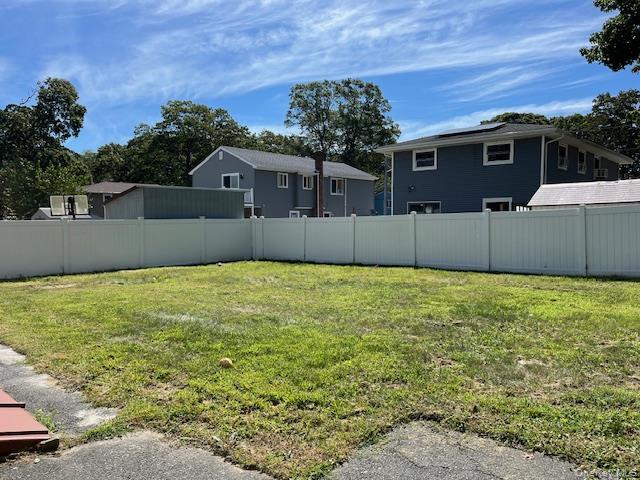Building Photo - 142 Patchogue Ave