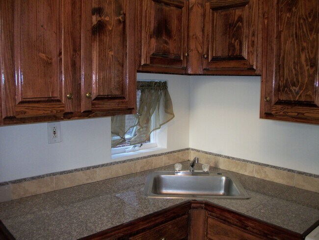 Foto del edificio - 371 Dover St