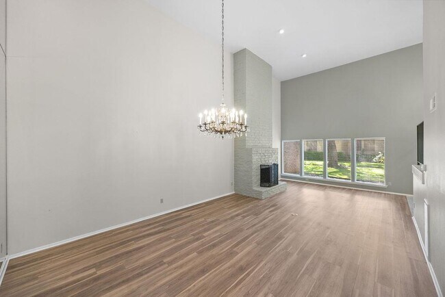 Foto del edificio - 8102 East Ct