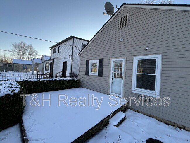 Foto del edificio - 4651 Norwaldo Ave