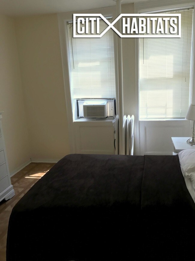 Foto del edificio - 715 W 180th St