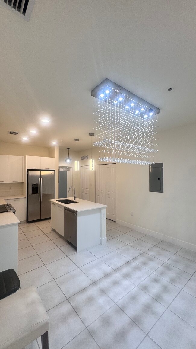 Foto del edificio - 8001 NW 41st St