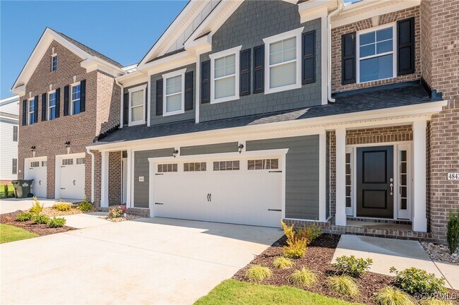 Foto del edificio - 4844 Wild Horse Ln