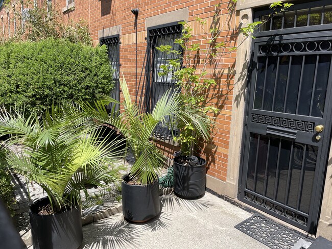 Foto del edificio - 235 E 110th St