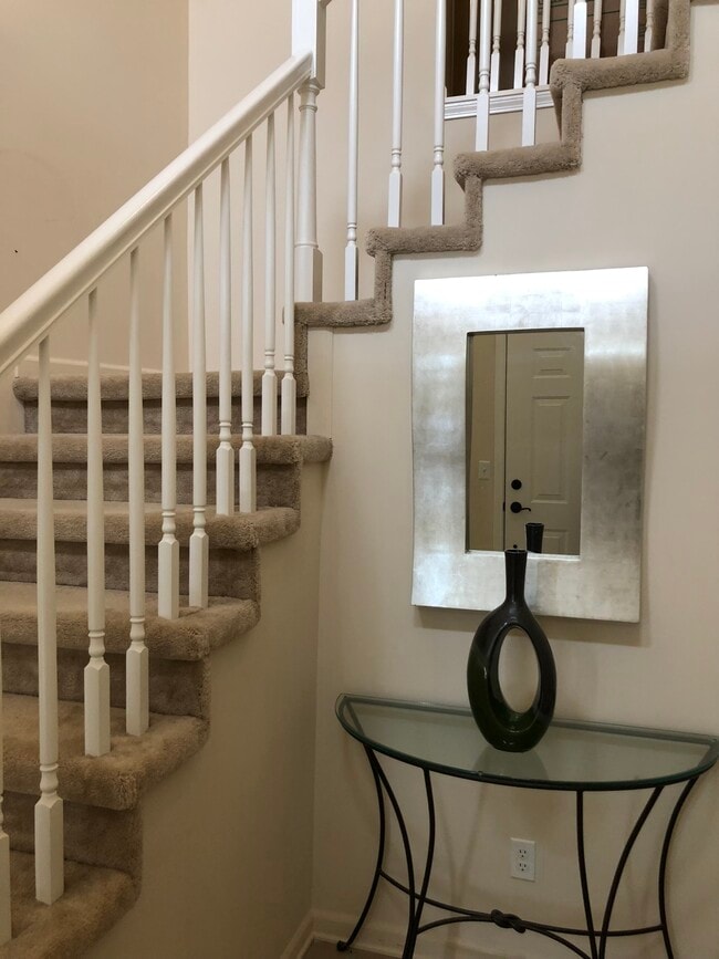 Building Photo - 52165 Naugatuck Dr