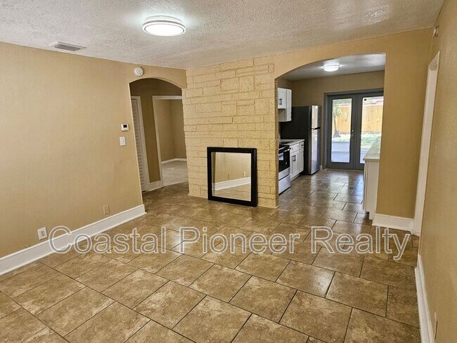 Foto del edificio - 2221 E Annie St