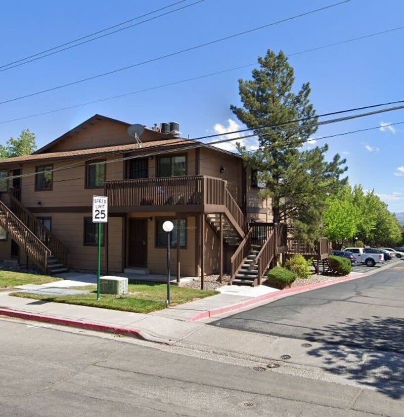 Primary Photo - 1410 Selmi Dr