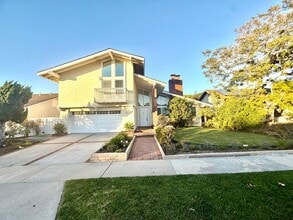 Building Photo - 1954 Port Bristol Cir