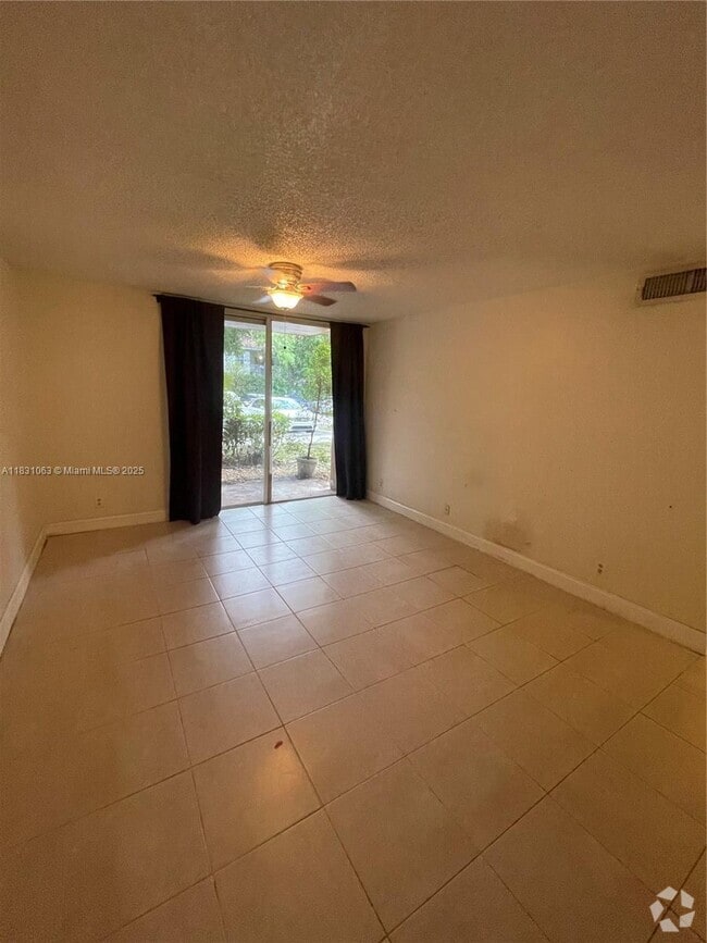 Building Photo - 10773 Cleary Blvd