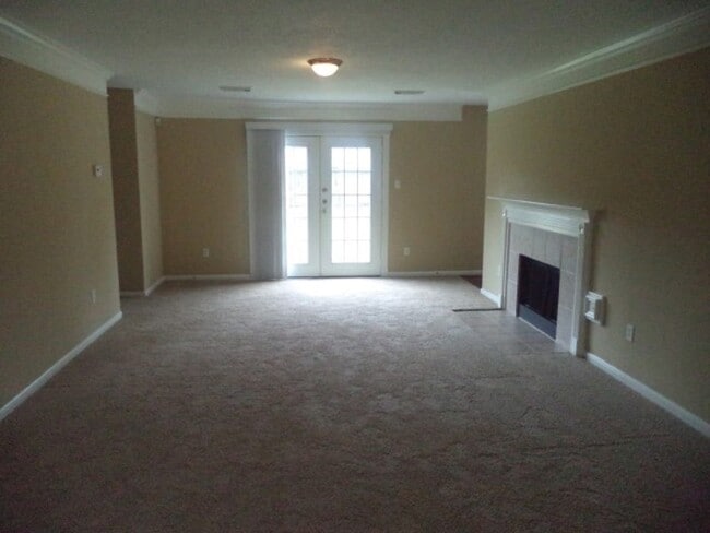 Building Photo - 19402 Misty Cove Dr