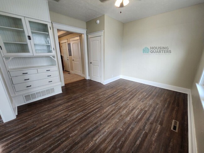 Foto del edificio - 2 bedroom, Single Family home, close Downtown Spokane!