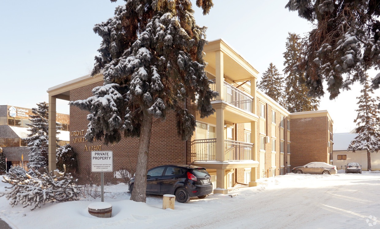 Primary Photo - Groat Estate Apartments