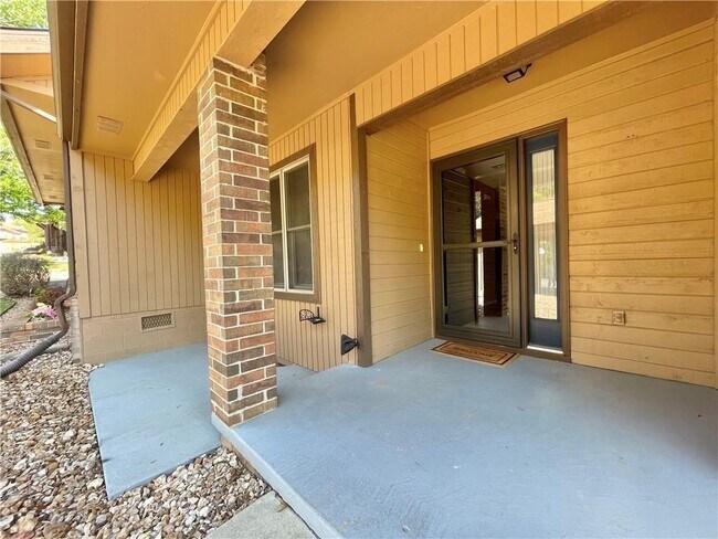 Foto del edificio - 12 Walter Dr