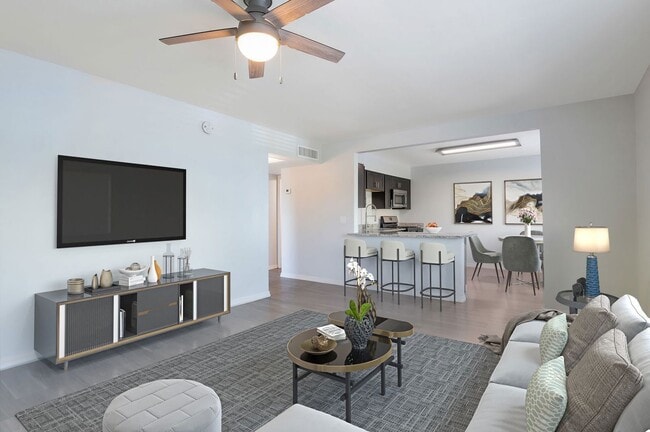 Interior Photo - Sonoran On 9th