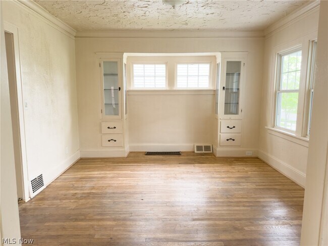Foto del edificio - 3710 Sudbury Rd