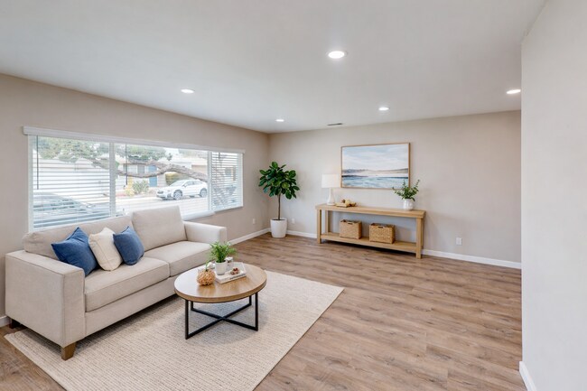 Foto del edificio - Comfortable 4 Bed 2 Bath House!!