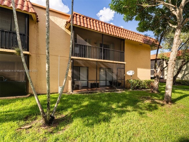 Foto del edificio - 9734 Hammocks Blvd