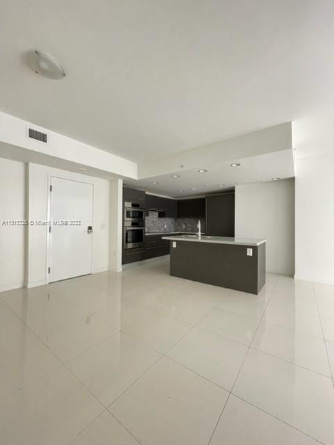 Building Photo - 7661 NW 107th Ave