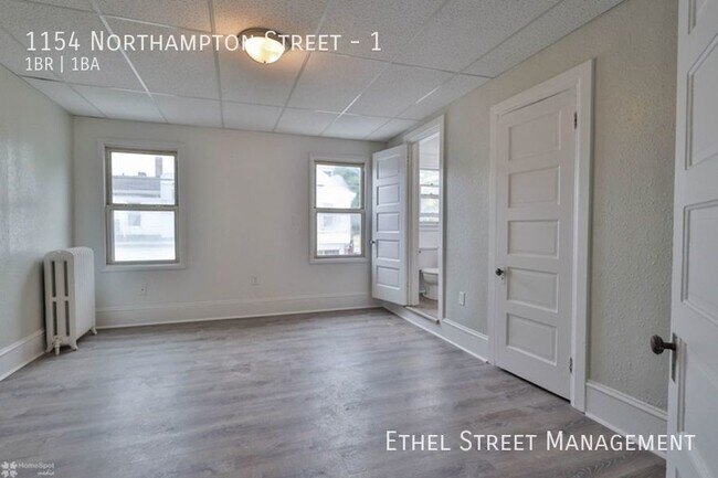 Foto del edificio - 1154 Northampton St