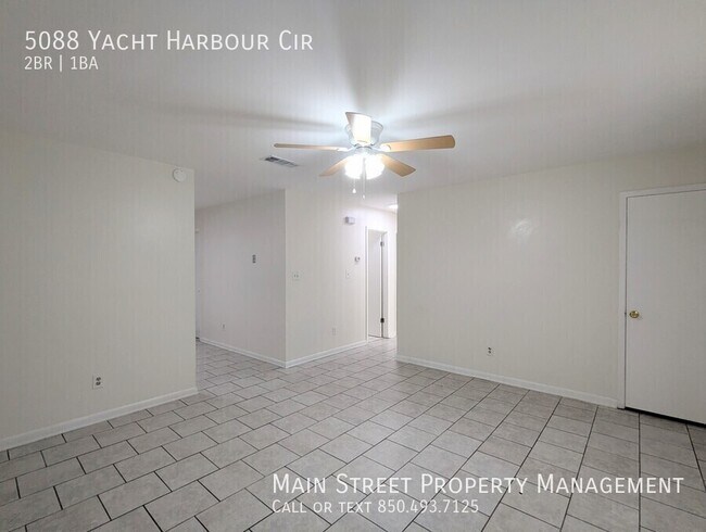 Foto del edificio - 5088 Yacht Harbor Cir