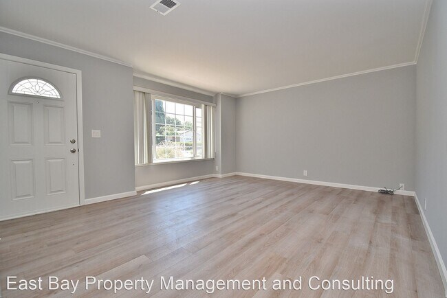 Foto del edificio - 4 br, 2 bath House - 365 Spring Valley Ln