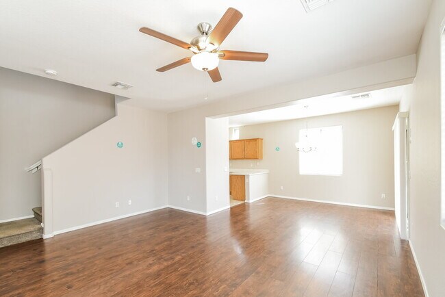 Building Photo - 865 E Stottler Dr