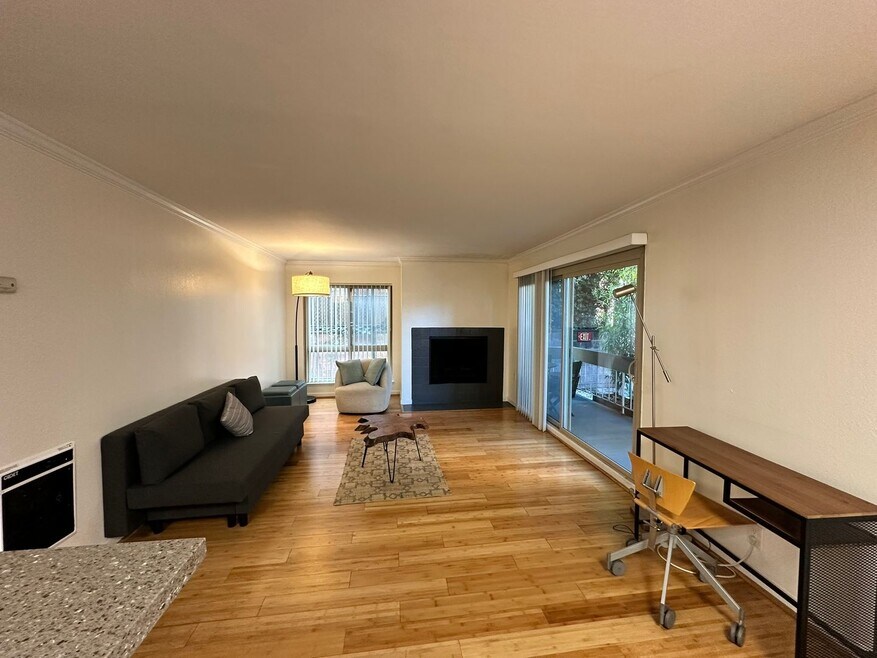 2B2B - Prime Westlake Location Spacious Corner-unit Condo