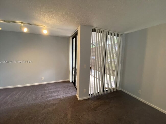 Foto del edificio - 2442 NW 49th Terrace