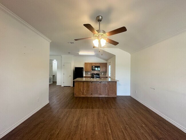 Foto del edificio - 405 Olaf Dr