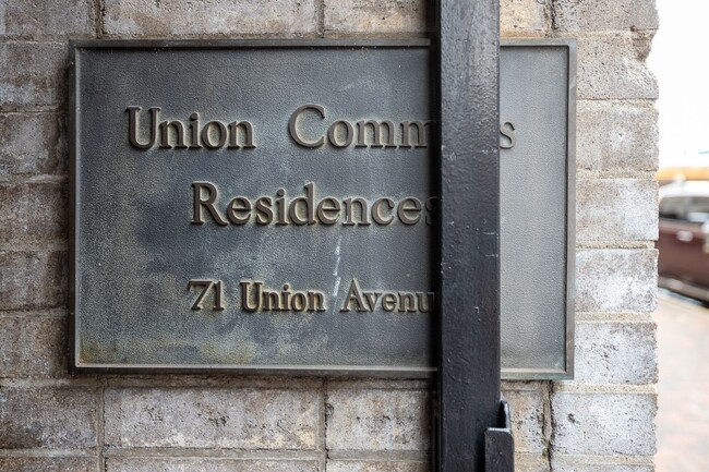 Photo - 1 bedroom, 1 bath updated condo in downtow...