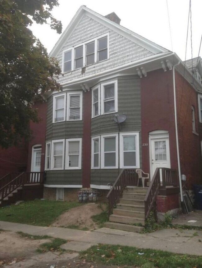Building Photo - 228 W Delavan Ave
