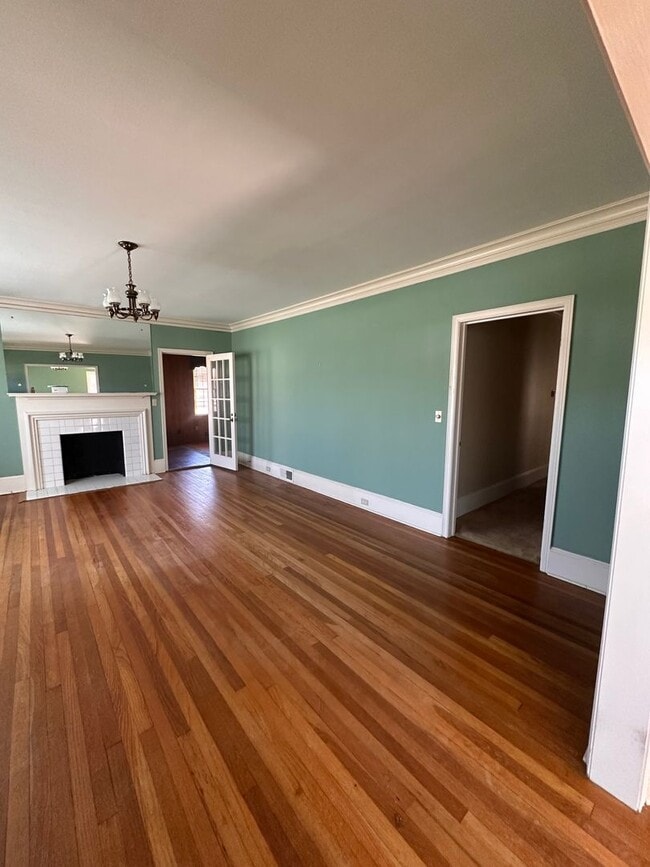 Foto del edificio - 3 Bed 2 Bath Brick Home