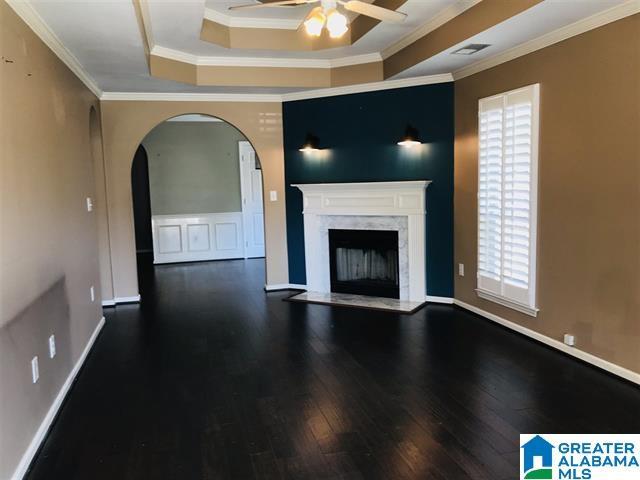 Foto del edificio - 218 Hidden Creek Dr