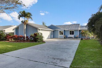 Building Photo - 18162 Jupiter Landing Dr