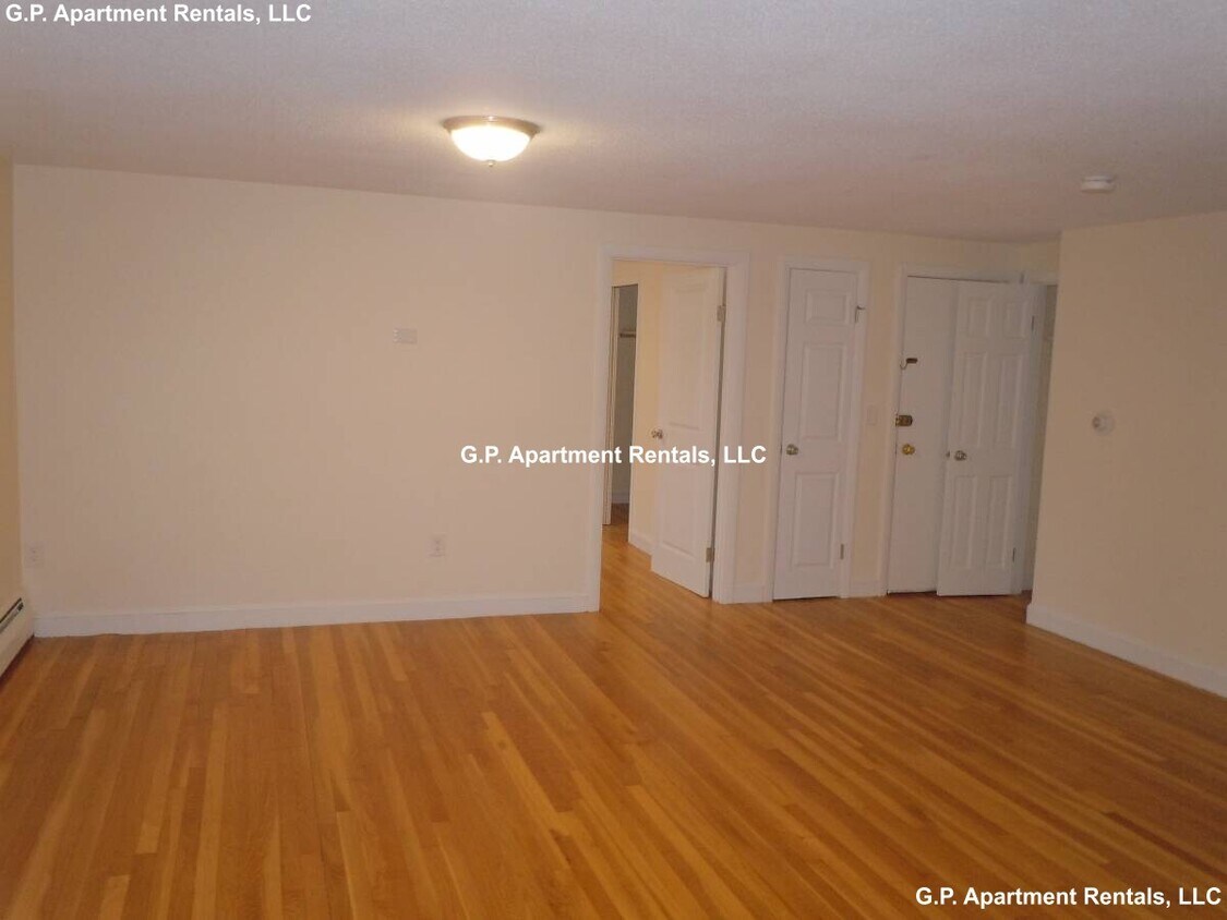 Foto del edificio - 44 W Emerson St