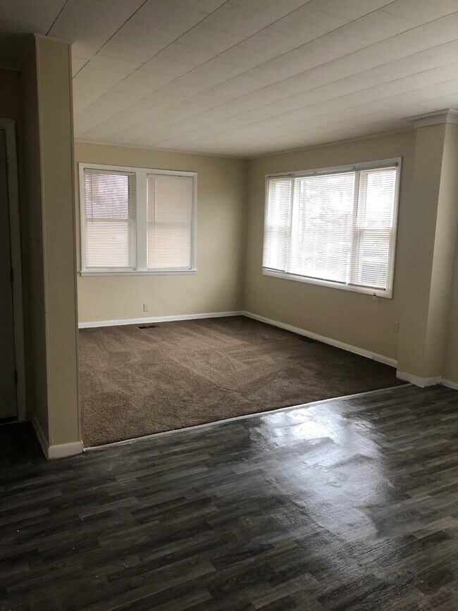 Foto del edificio - 1204 Lakeview Avenue Apt #1R, Whiting, IN ...