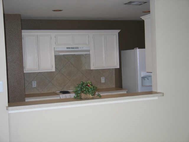 Foto del edificio - 6918 Woodridge Row Dr