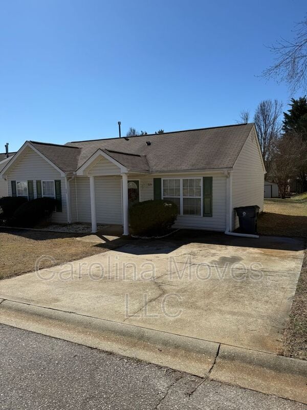 Building Photo - 325 Honor Rd