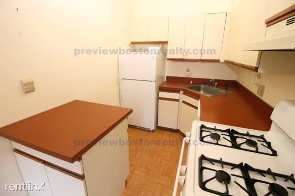 Building Photo - Studio, 1 bath  - 8 Chiswick Rd # 8GNC