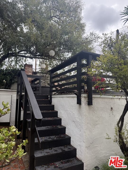 Foto del edificio - 2035 Park Dr