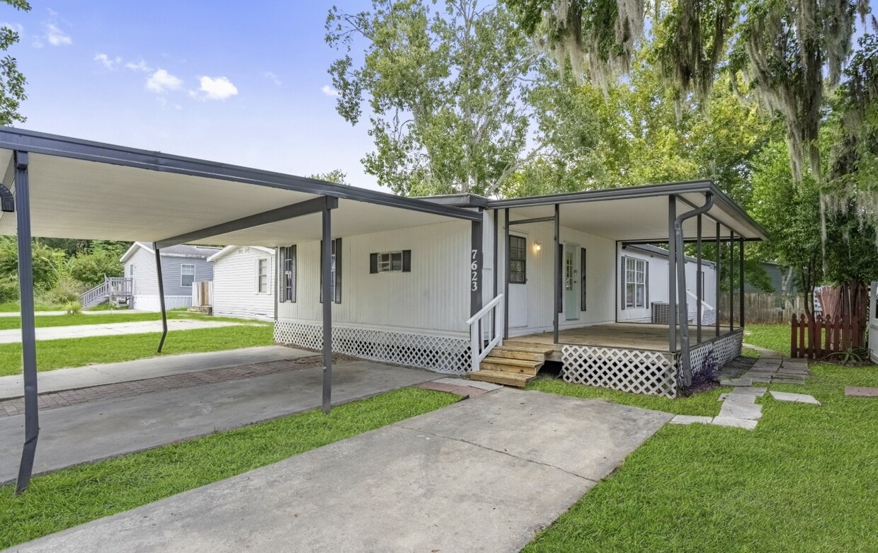 Foto principal - 7623 Sunwood Dr